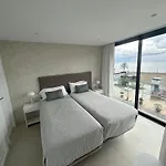 Laviu 2b By Croma Estepona