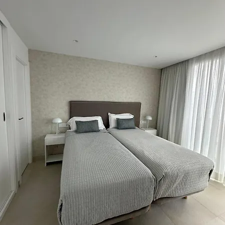 Laviu 2b By Croma Estepona