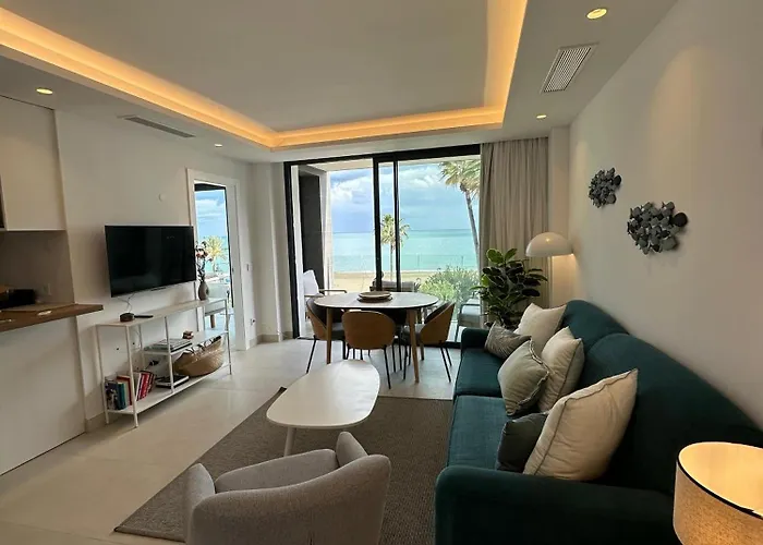 Laviu 2b By Croma * Estepona