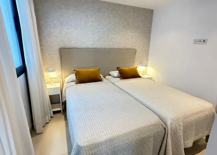 Laviu 2b By Croma * Estepona